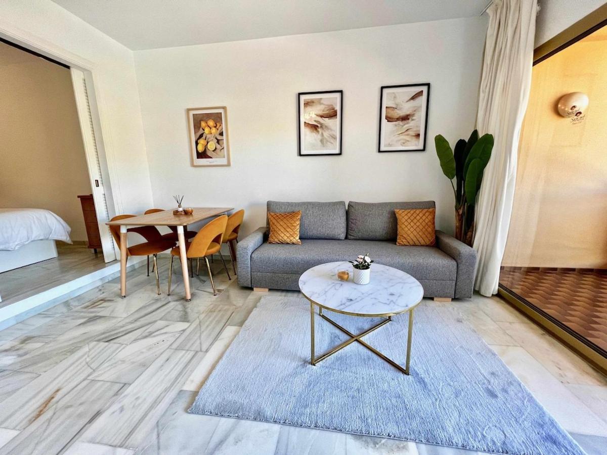 797 Holiday Rentals- Apartamento En Hotel Sunset Frente Al Mar Benalmadena Exterior photo